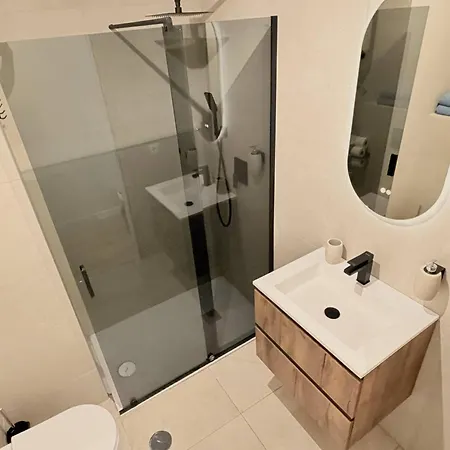 Go4portugal - Magna - Sea View Airco, Balcony & Pool Apartment