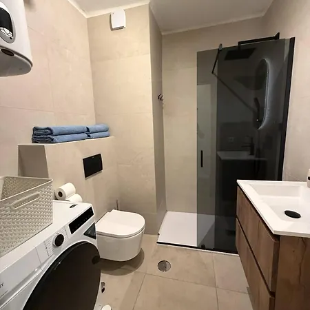 Go4portugal - Magna - Sea View Airco, Balcony & Pool *